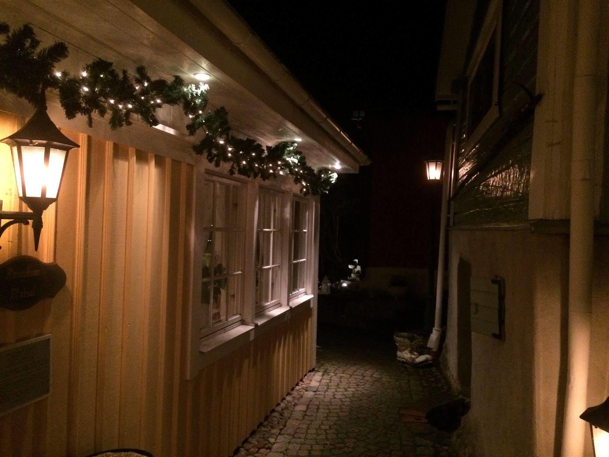 Hotel Amalias Hus Gränna エクステリア 写真