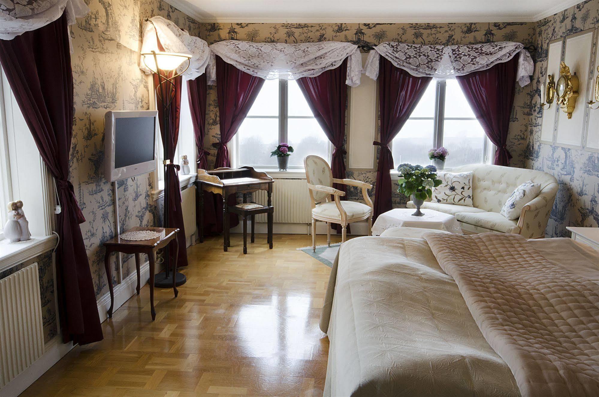 Hotel Amalias Hus Gränna エクステリア 写真