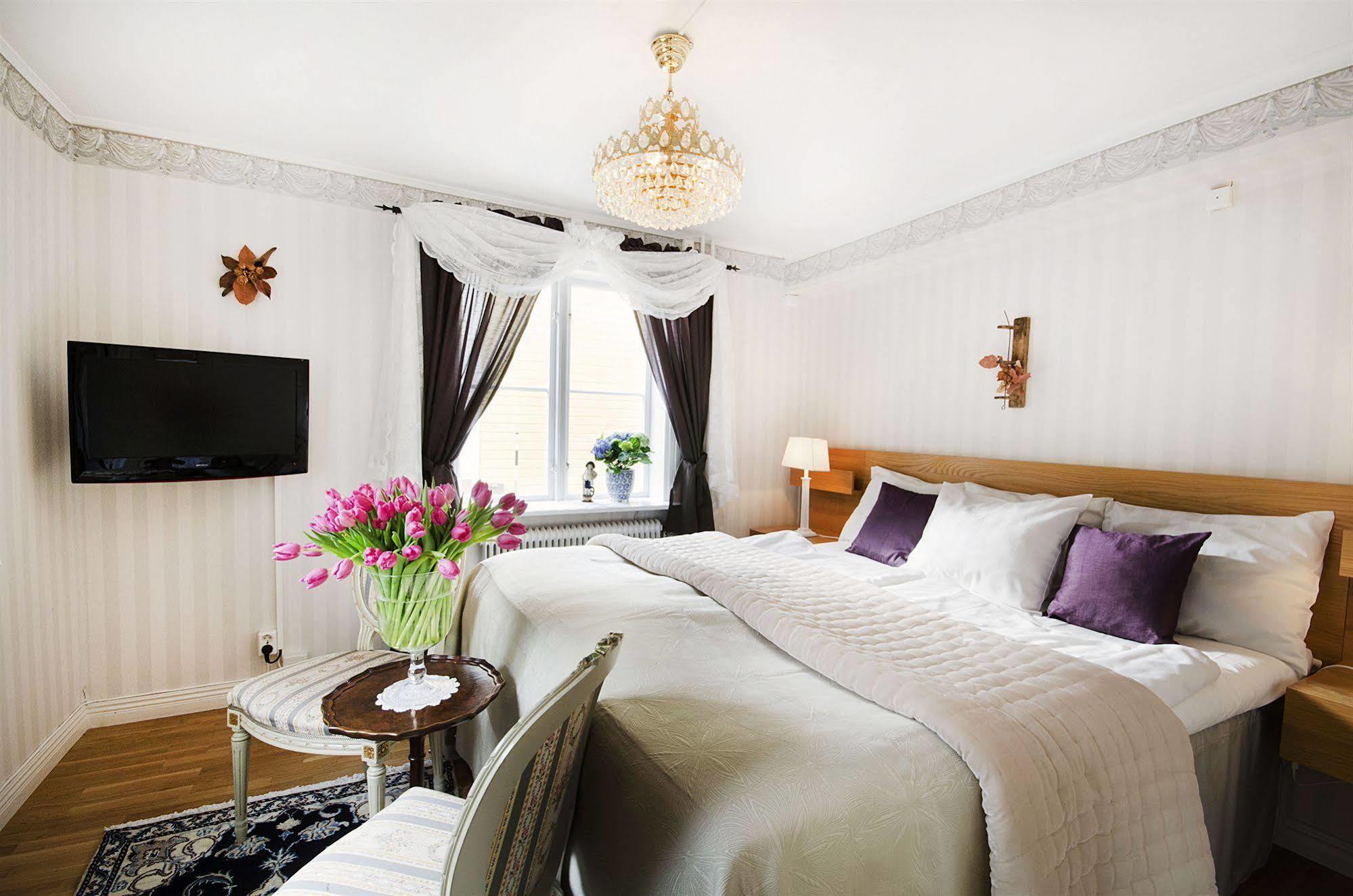 Hotel Amalias Hus Gränna エクステリア 写真