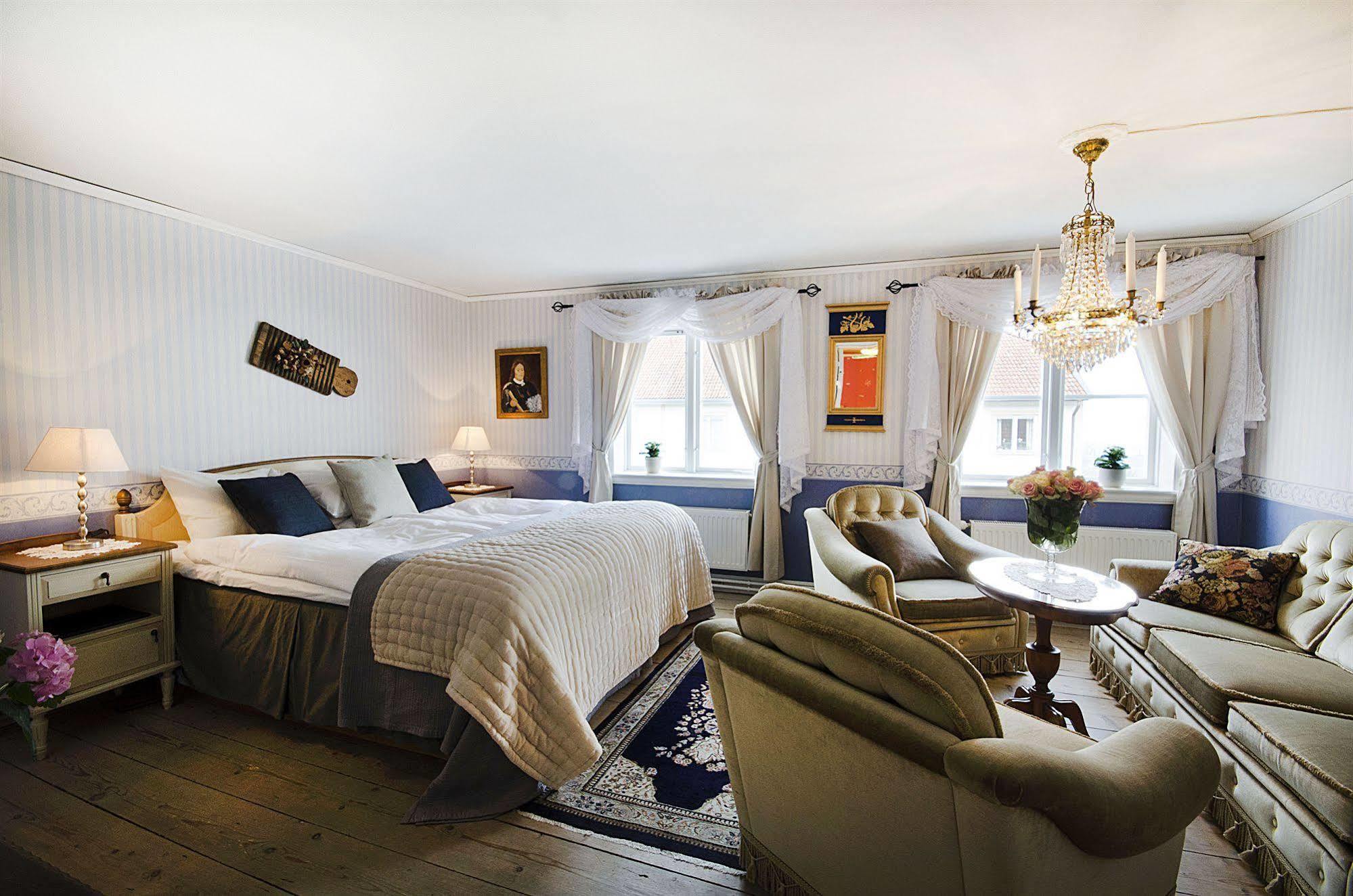Hotel Amalias Hus Gränna エクステリア 写真